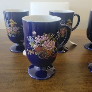 Blue mugs (6 total)